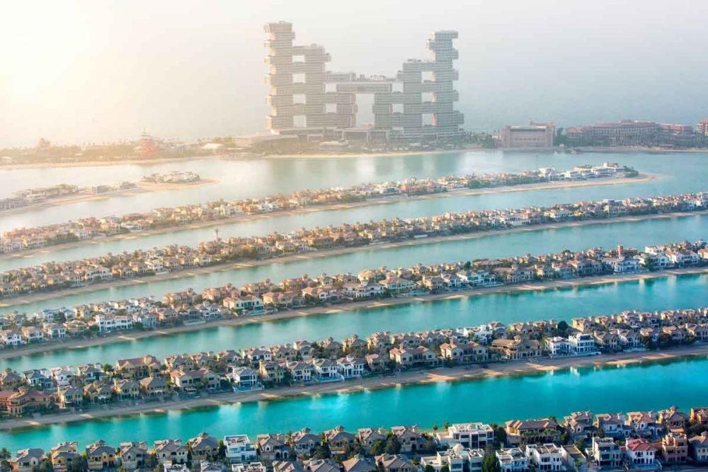 Dubai real estate: Is waterfront better than other properties? Experts weigh in.